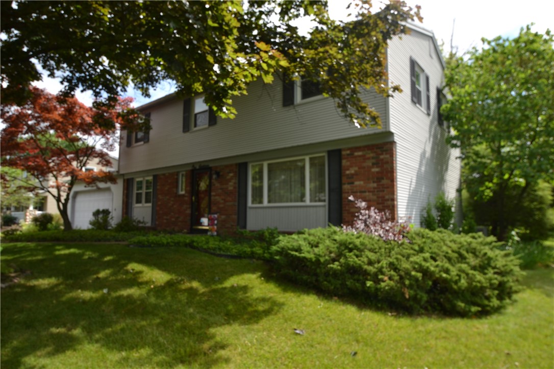 118 Nettlecreek Road Perinton, NY 14450 - Photo 4 of 41 Front right