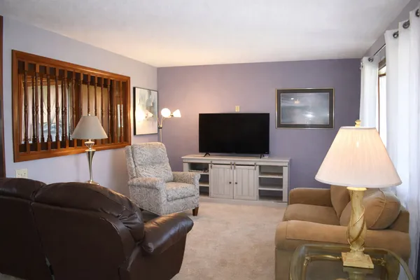 $174,900 | 1707 Teresa Street, Rock Falls, IL 61071
