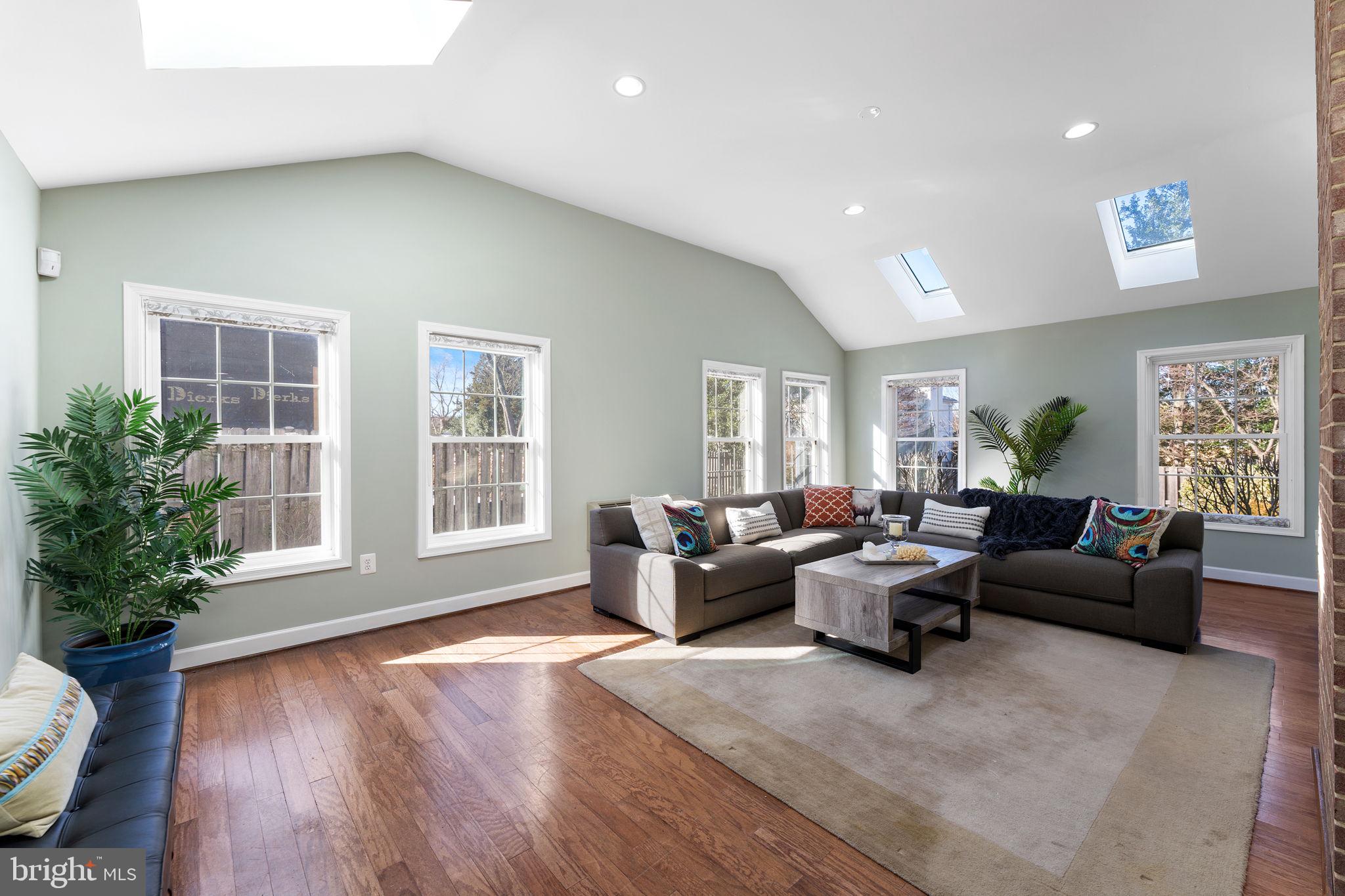 6140 Ramshorn Drive McLean, VA 22101 - Photo 16 of 72