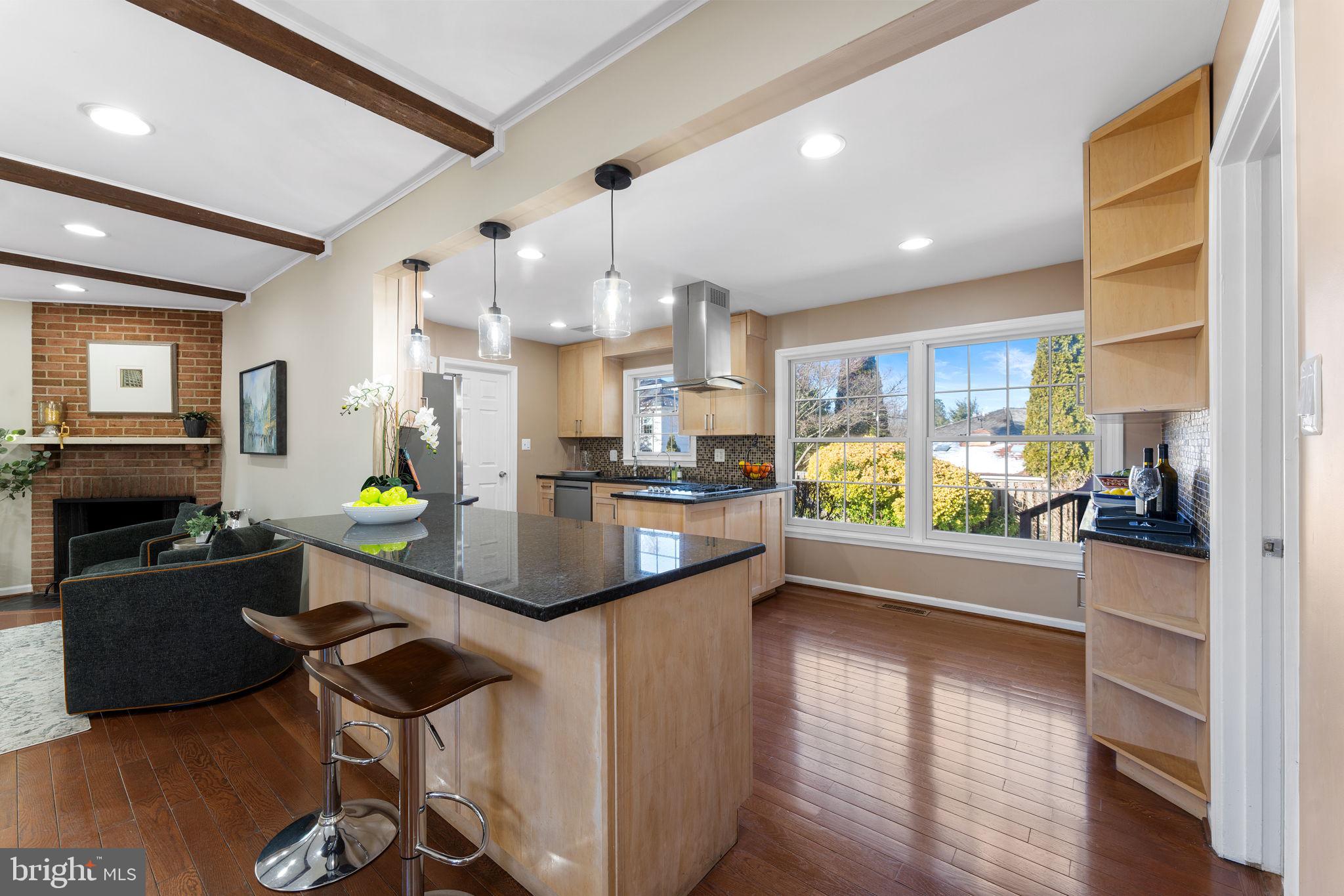 6140 Ramshorn Drive McLean, VA 22101 - Photo 7 of 72