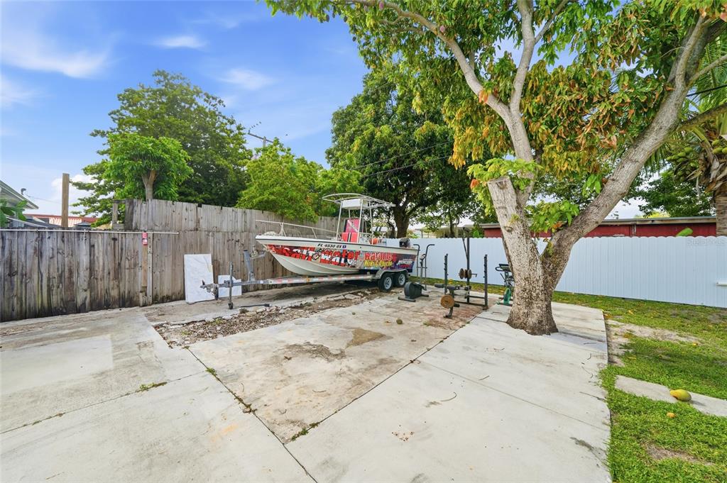 465 East 38th Street Hialeah, FL 33013 - Photo 27 of 40