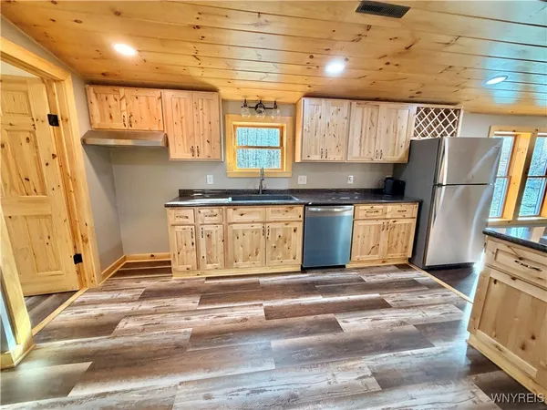 $399,000 | 6864 Simmons Road, Ellicottville, NY 14731