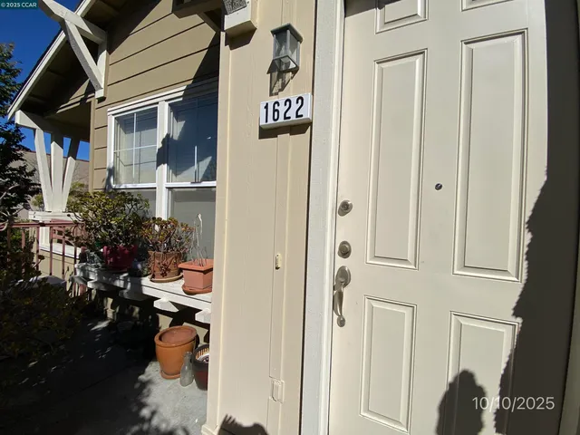 $379,900 | 1622 Tucker Street, Unit 66, Oakland, CA 94603