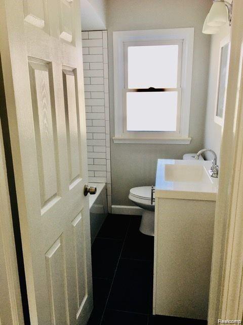 2028 Columbia Road Berkley, MI 48072 - Photo 13 of 14