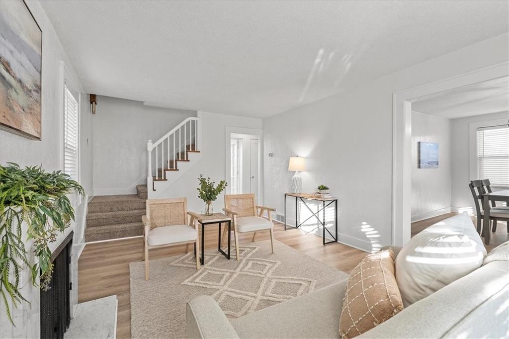 460 Oneida Street Pittsburgh, PA 15211 - Photo 8 of 32 Gallery Image 8