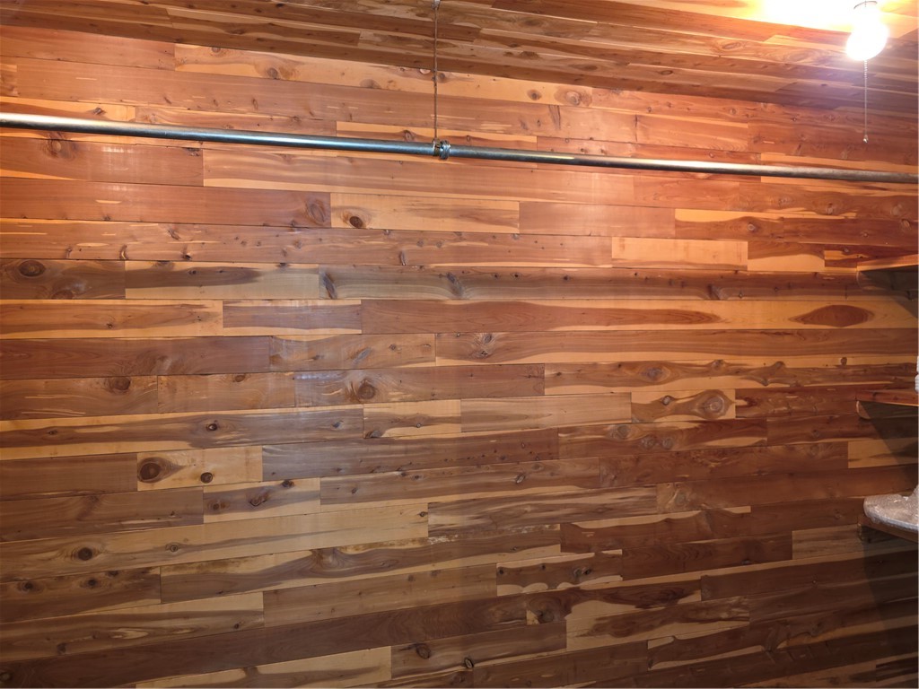 40 Russet Way Cranston, RI 02920 - Photo 31 of 35 Huge Cedar Closet