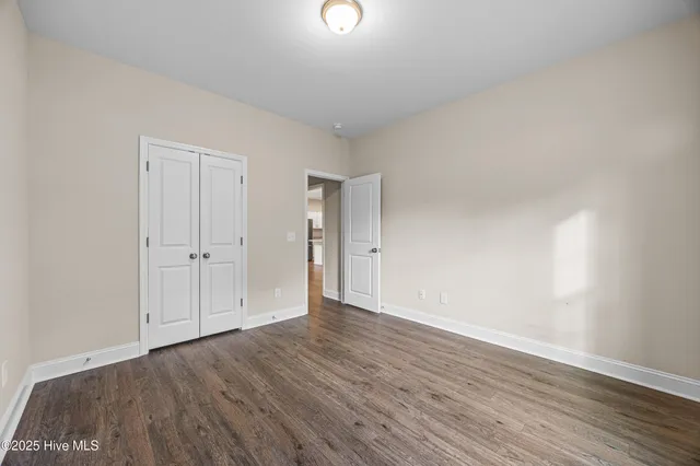 $289,900 | 139 Queens Haven Road, Hubert, NC 28539