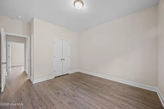 $289,900 | 139 Queens Haven Road, Hubert, NC 28539