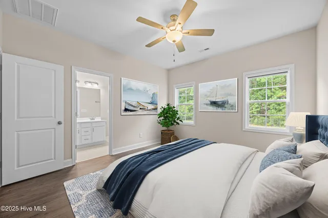 $289,900 | 139 Queens Haven Road, Hubert, NC 28539