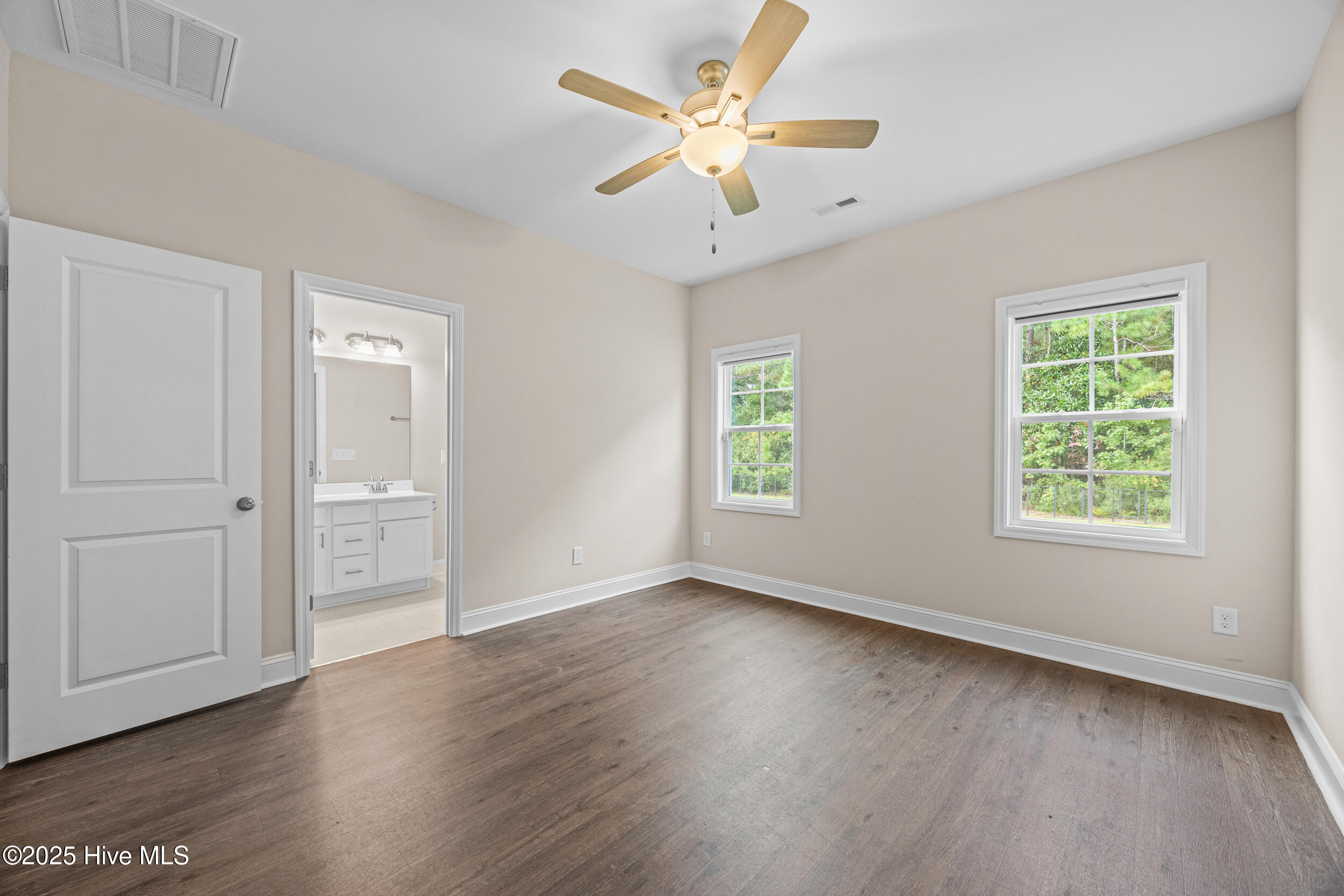 139 Queens Haven Road Hubert, NC 28539 - Photo 25 of 42 25_bedroom