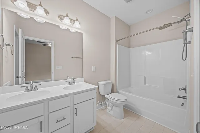 $289,900 | 139 Queens Haven Road, Hubert, NC 28539