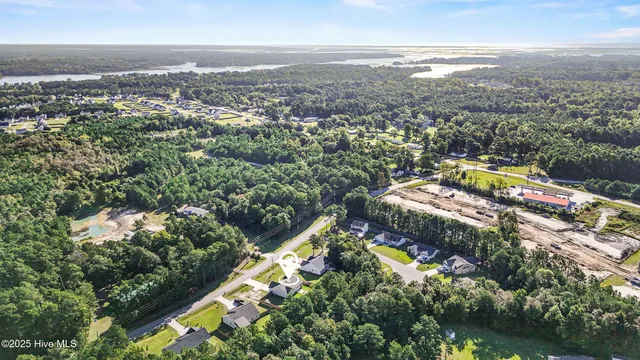 $289,900 | 139 Queens Haven Road, Hubert, NC 28539