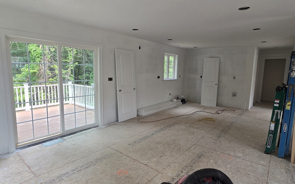 6 Adams Road Townsend, MA 01469 - Photo 15 of 20