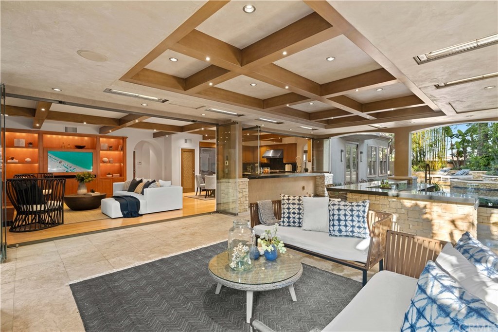 36 Palazzo Newport Beach, CA 92660 - Photo 2 of 19