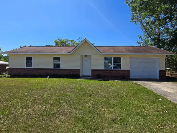 $1,150 | 52 Caprice Court, Dothan, AL 36303