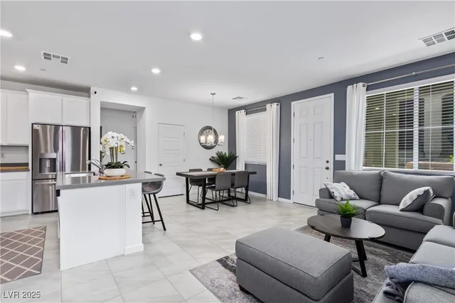 $2,150 | 965 Nevada State Drive, Unit 4101, Henderson, NV 89002