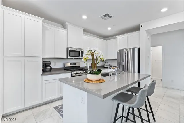 $2,150 | 965 Nevada State Drive, Unit 4101, Henderson, NV 89002