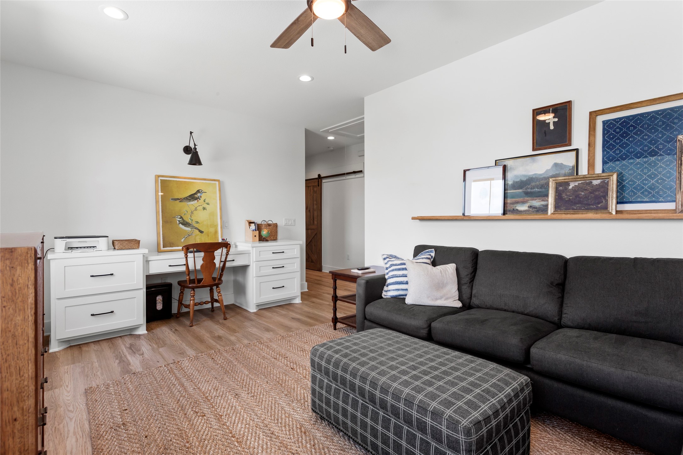 4473 County Road 172 Alvin, TX 77511 - Photo 18 of 36 2nd floor living room/den - FLEX space