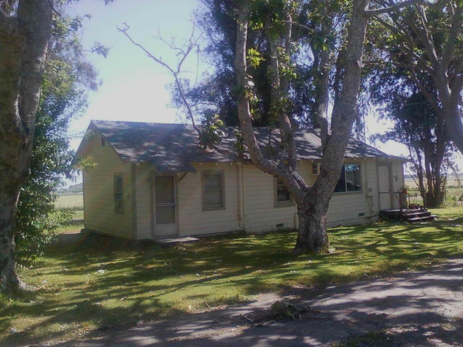 16739 Highway 160 Isleton, CA 95641 - Photo 25 of 39 House #16775-front