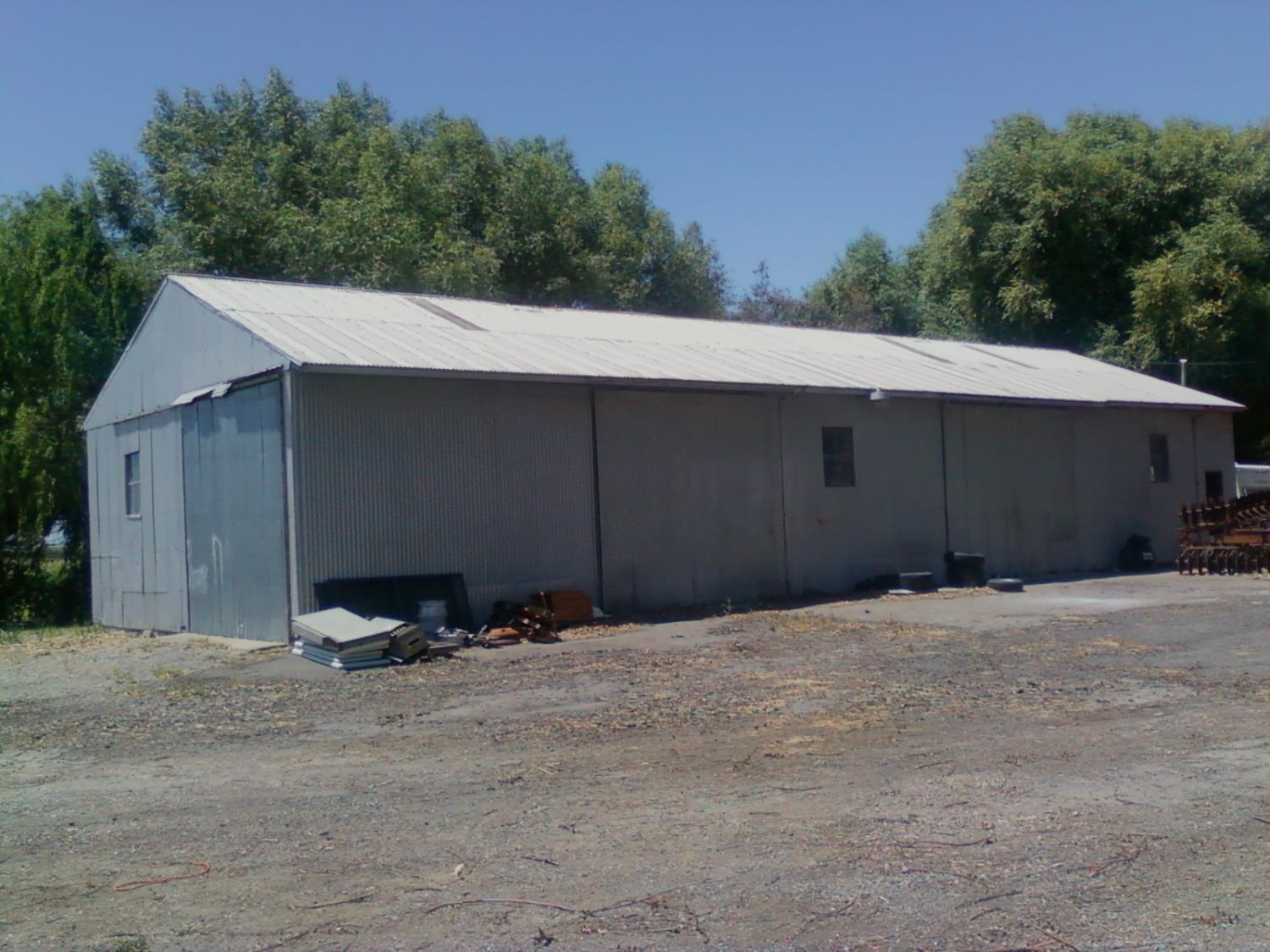 16739 Highway 160 Isleton, CA 95641 - Photo 33 of 39 Out building