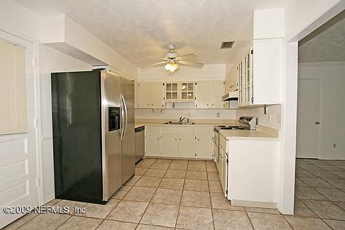 317 Seminole Road Atlantic Beach, FL 32233 - Photo 7 of 25 kitchen
