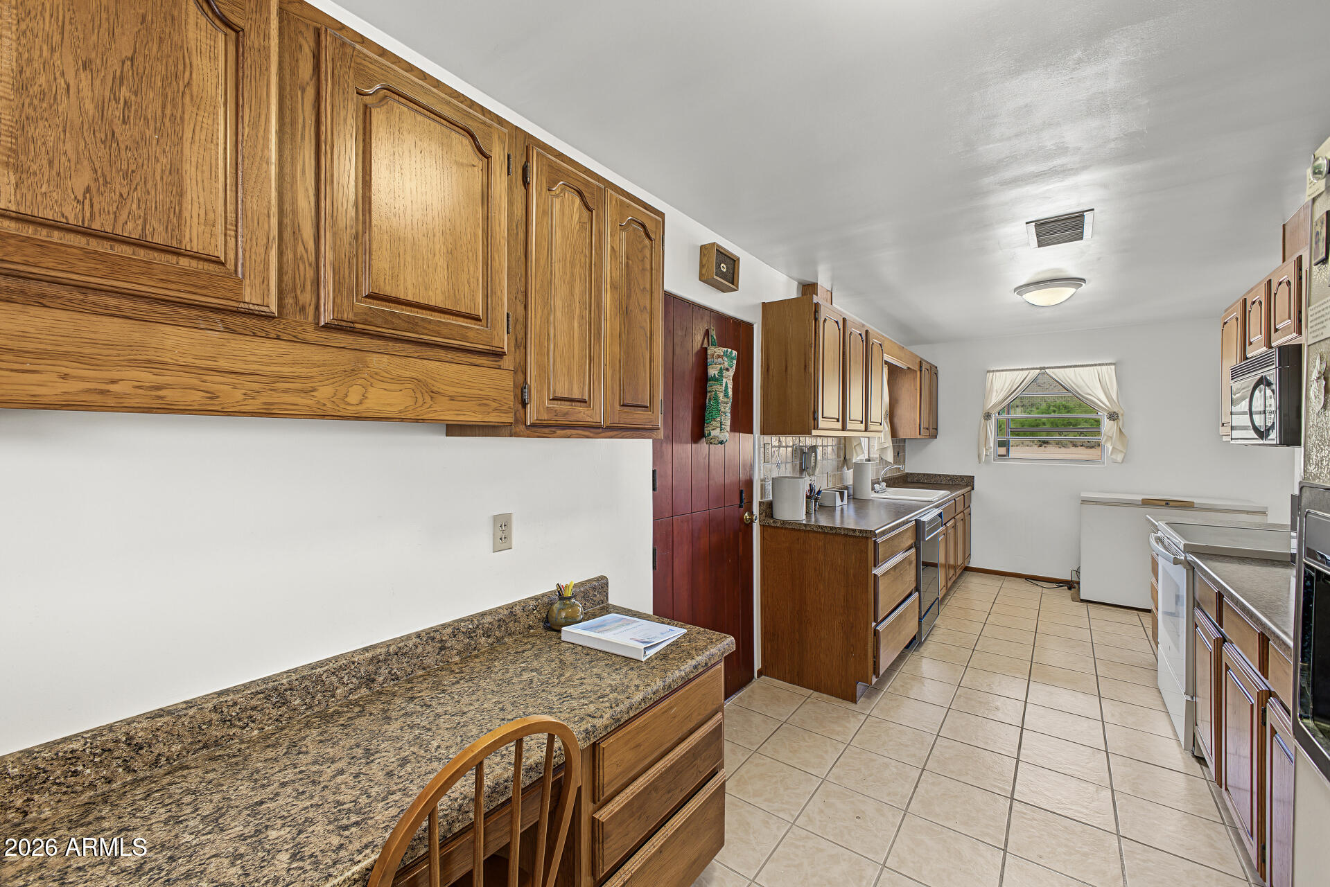 685 South Holmes Road Apache Junction, AZ 85119 - Photo 15 of 61 17-Holmes