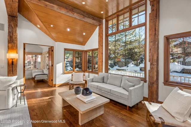 $18,900,000 | 721 West North Street, Aspen, CO 81611