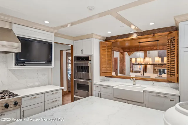 $18,900,000 | 721 West North Street, Aspen, CO 81611