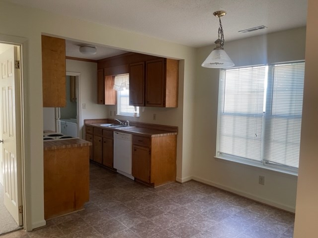 1225 Mathis Road, Unit 10 Greenwood, SC 29649 - Photo 4 of 13 Gallery Image 4