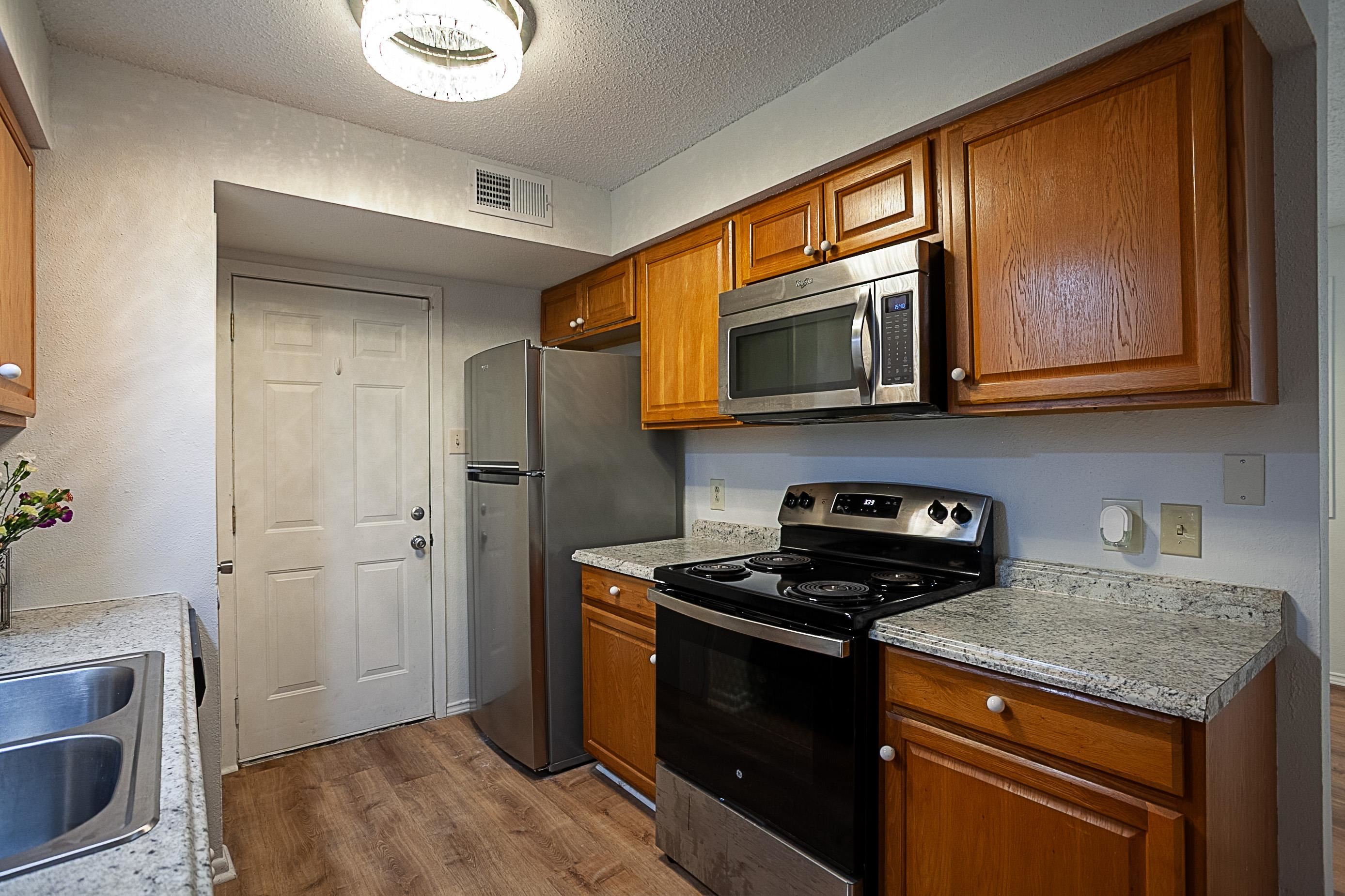 4150 Crow Road, Unit 10 Beaumont, TX 77706 - Photo 9 of 26 Gallery Image 9