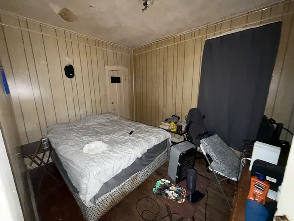 a bathroom with a sink and toilet