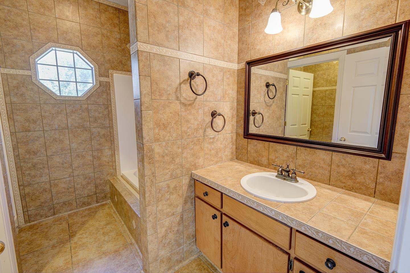 511 Oak Ridge Court West Daphne, AL 36526 - Photo 19 of 30