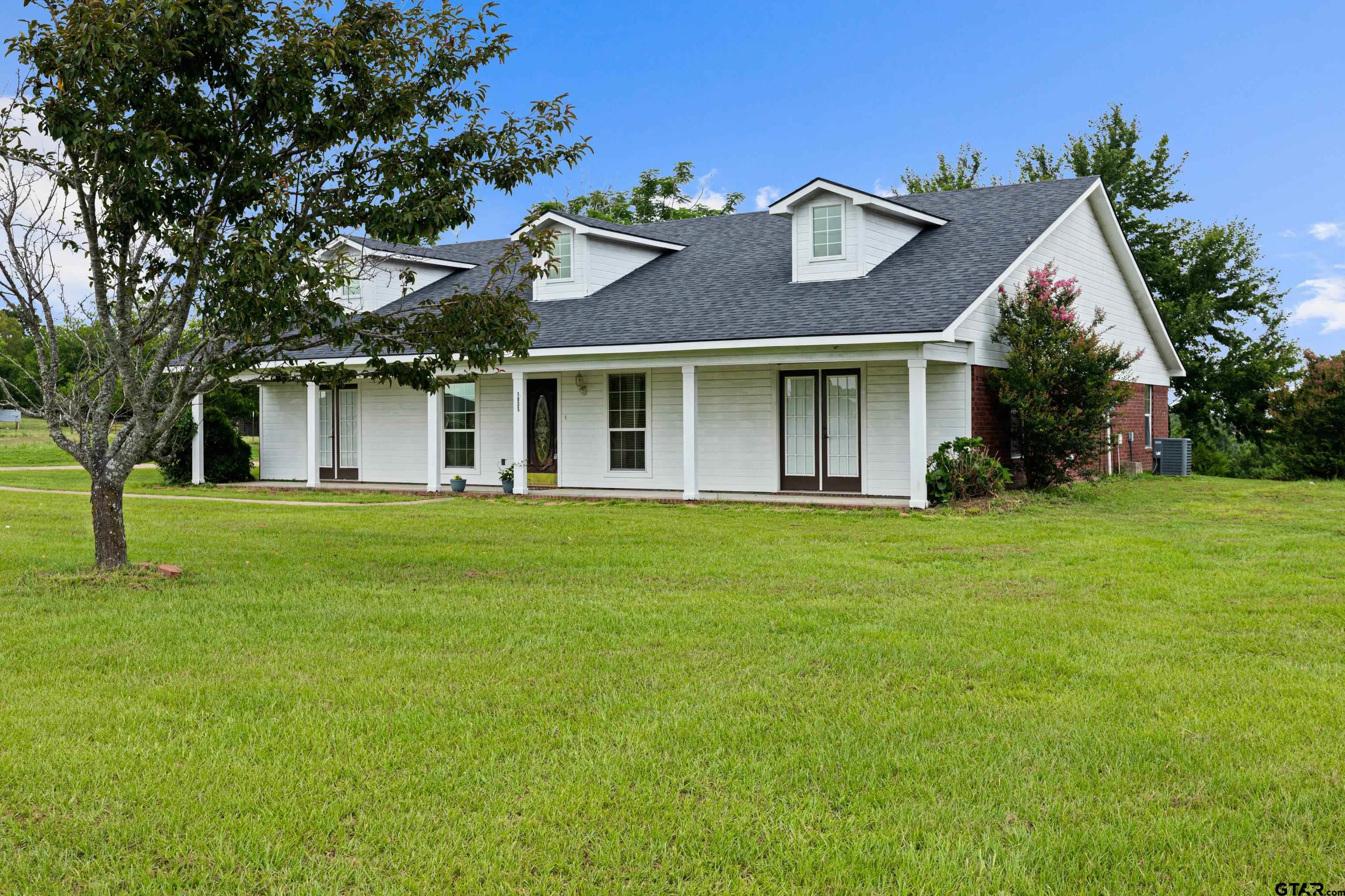 1831 Scarlet Oak Road Gilmer, TX 75645 - Photo 4 of 43