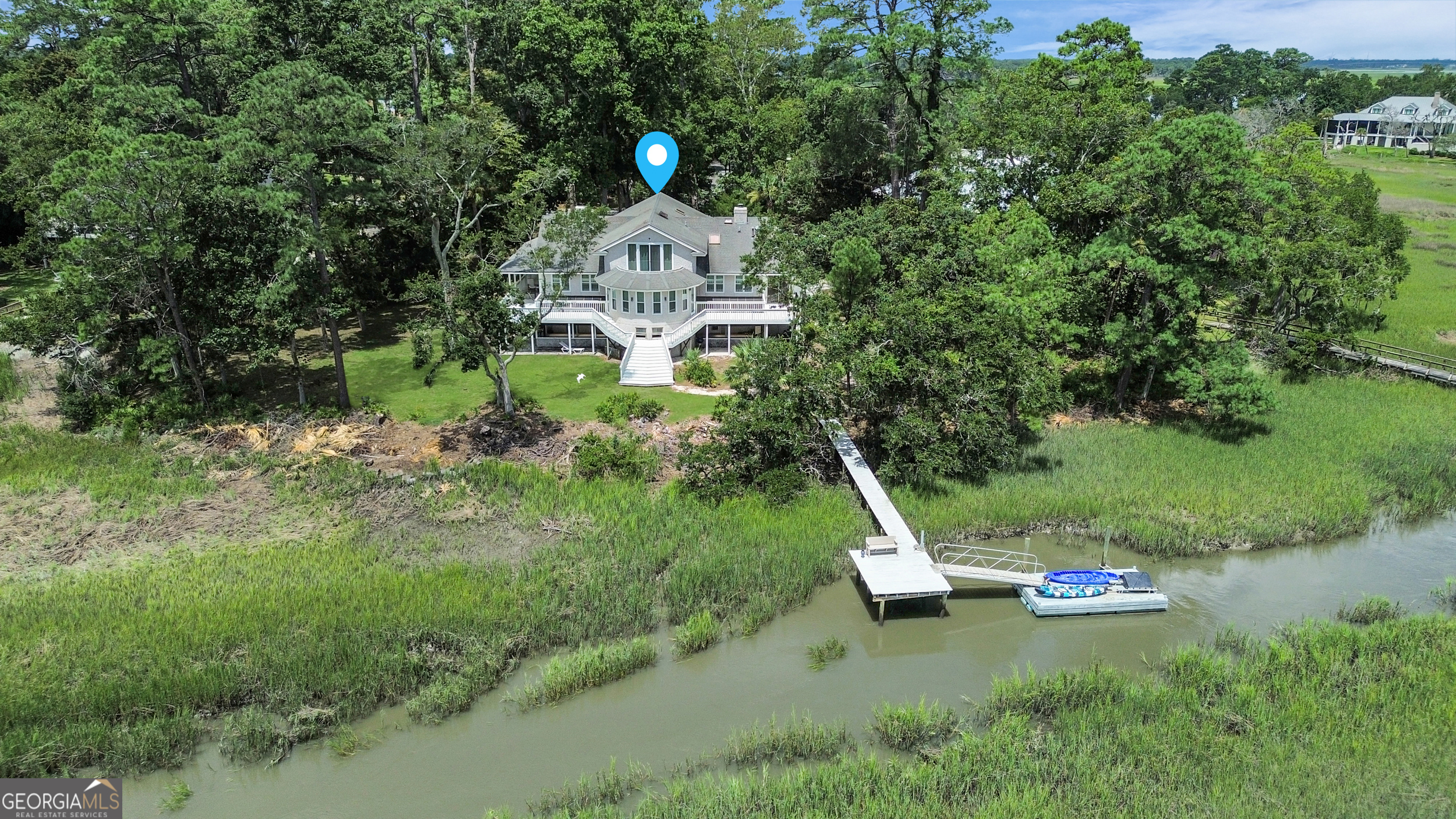 18 Modena Island Drive Savannah, GA 31411 - Photo 40 of 48 a view of a park with swings