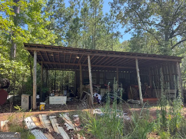 a view of outdoor space yard and patio