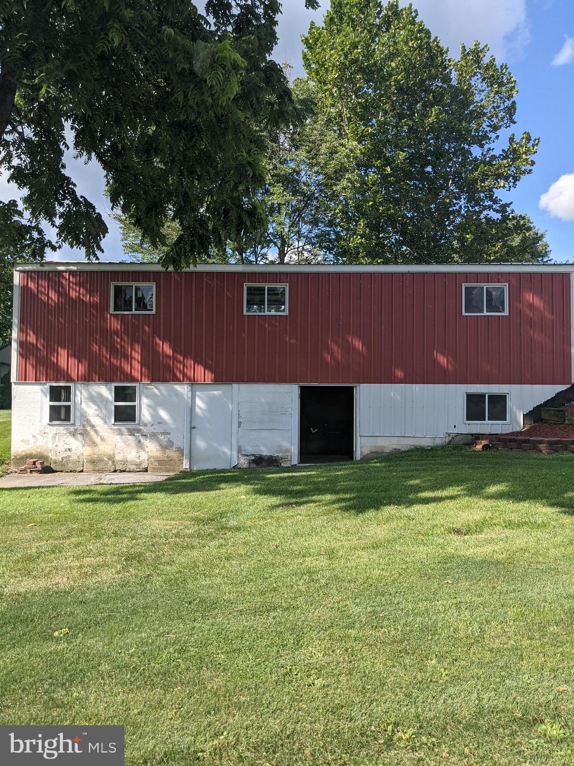 823 Laudermilch Road Hummelstown, PA 17036 - Photo 35 of 38 Gallery Image 35