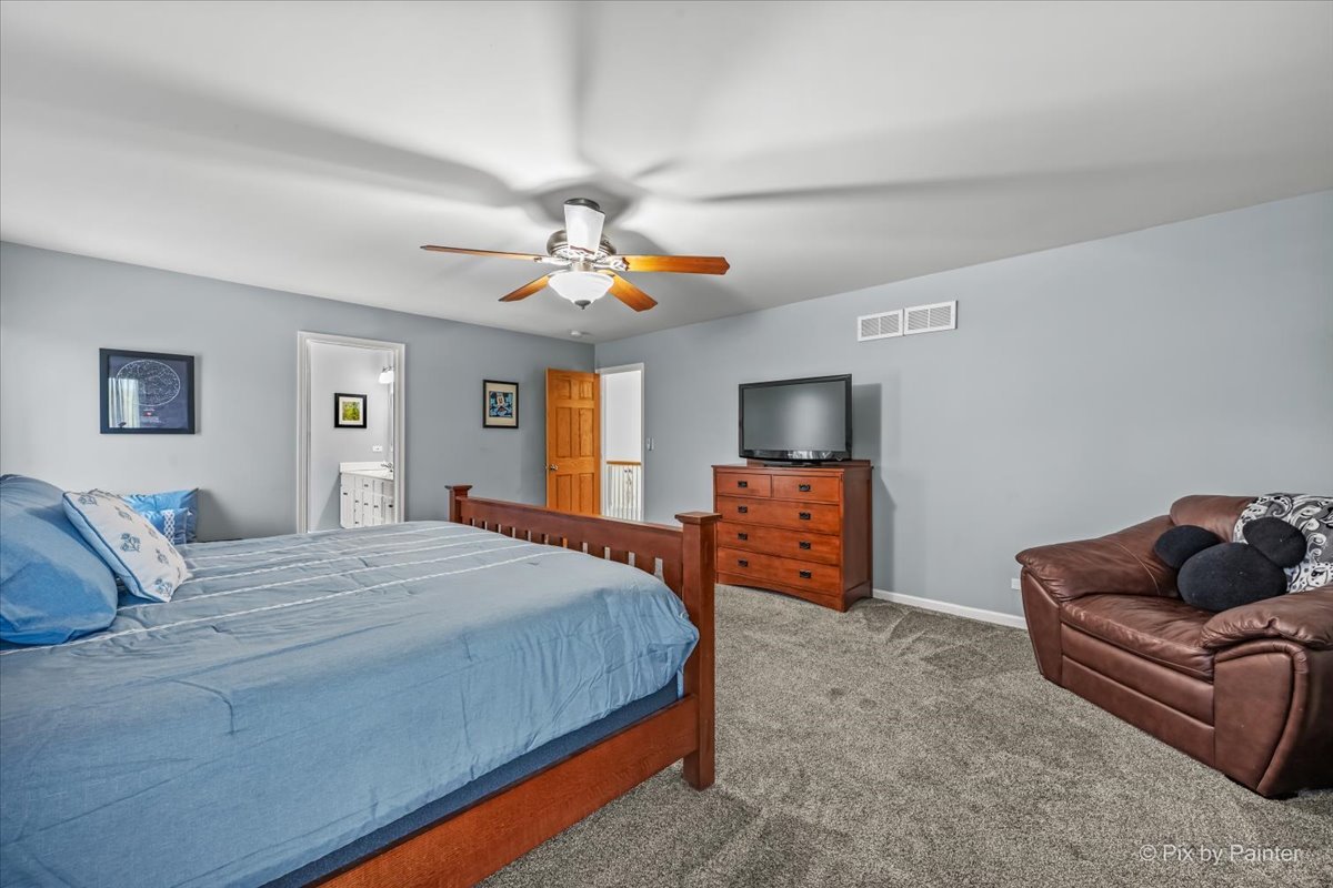7104 Dove Way Cary, IL 60013 - Photo 28 of 82