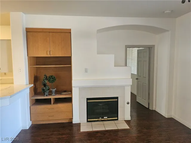 $2,400 | 2266 Surrey Meadows Avenue, Henderson, NV 89052