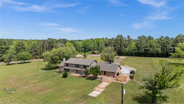 a view of a lake with houses