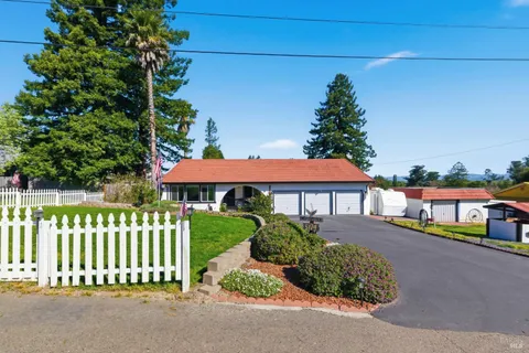 $1,349,000 | 5174 Blank Road, Sebastopol, CA 95472