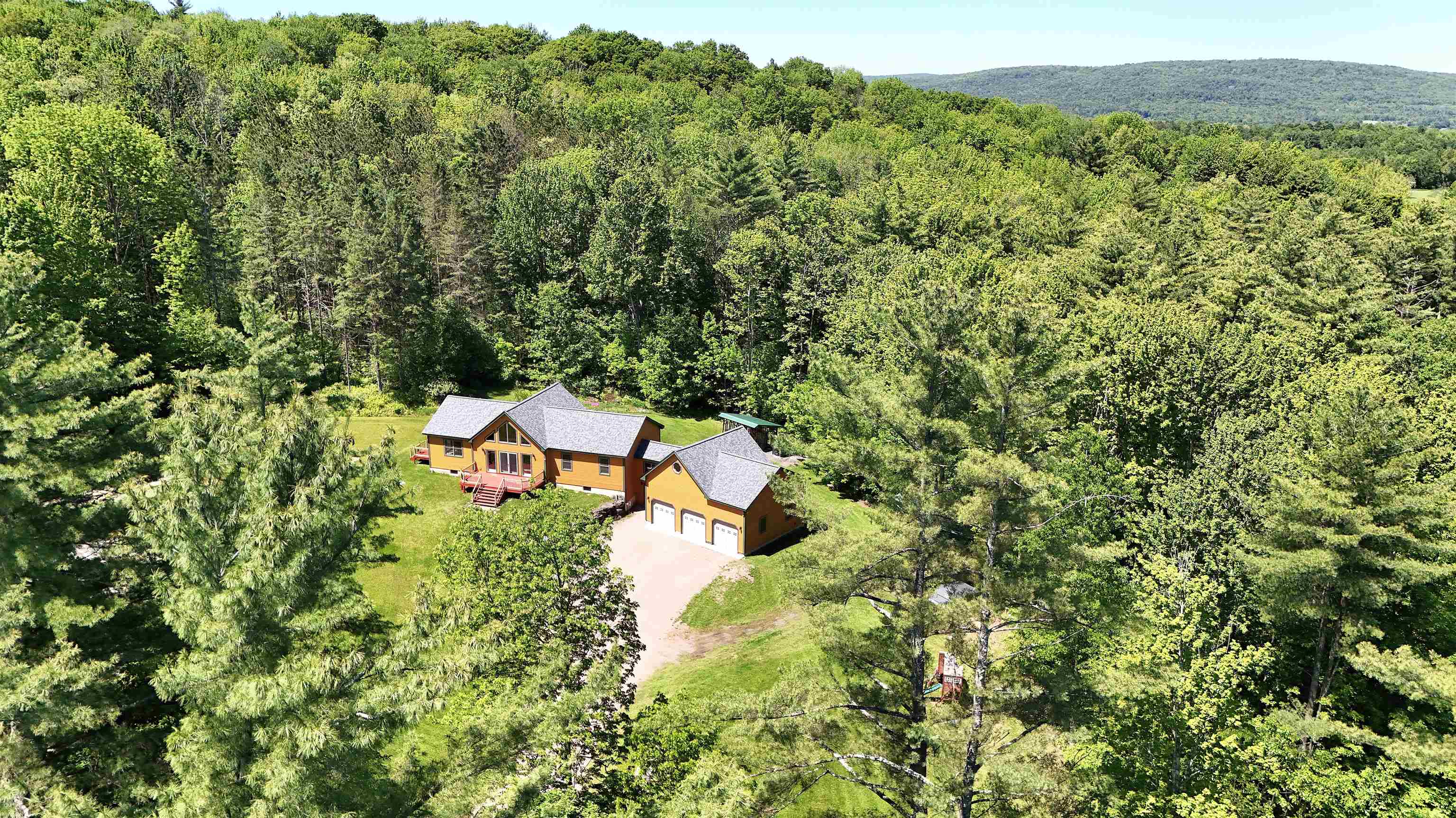 349 Old North Road, Unit 11 Castleton, VT 05735 - Photo 3 of 46