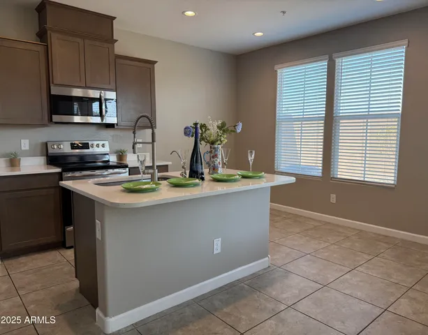 $495,000 | 1255 North Arizona Avenue, Unit 1258, Chandler, AZ 85225
