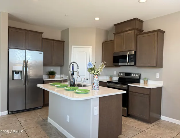 $495,000 | 1255 North Arizona Avenue, Unit 1258, Chandler, AZ 85225