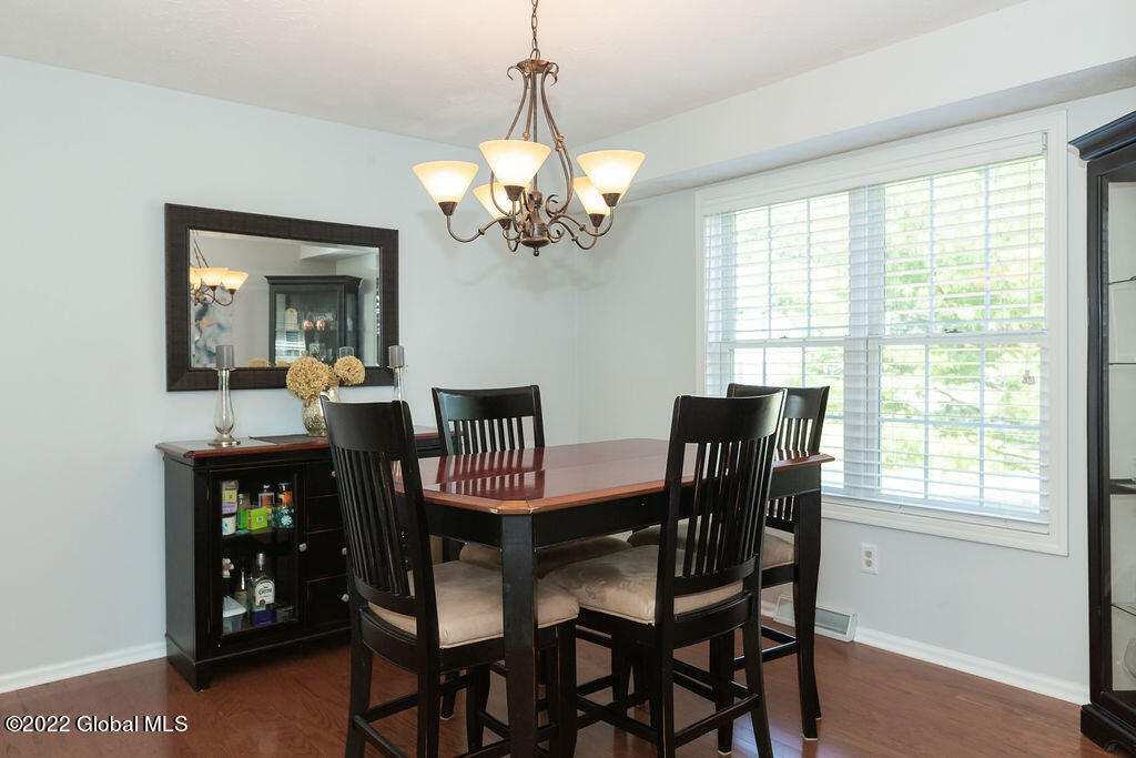 33 Squire Road Schenectady, NY 12304 - Photo 15 of 45 33SquireRd(17of63)