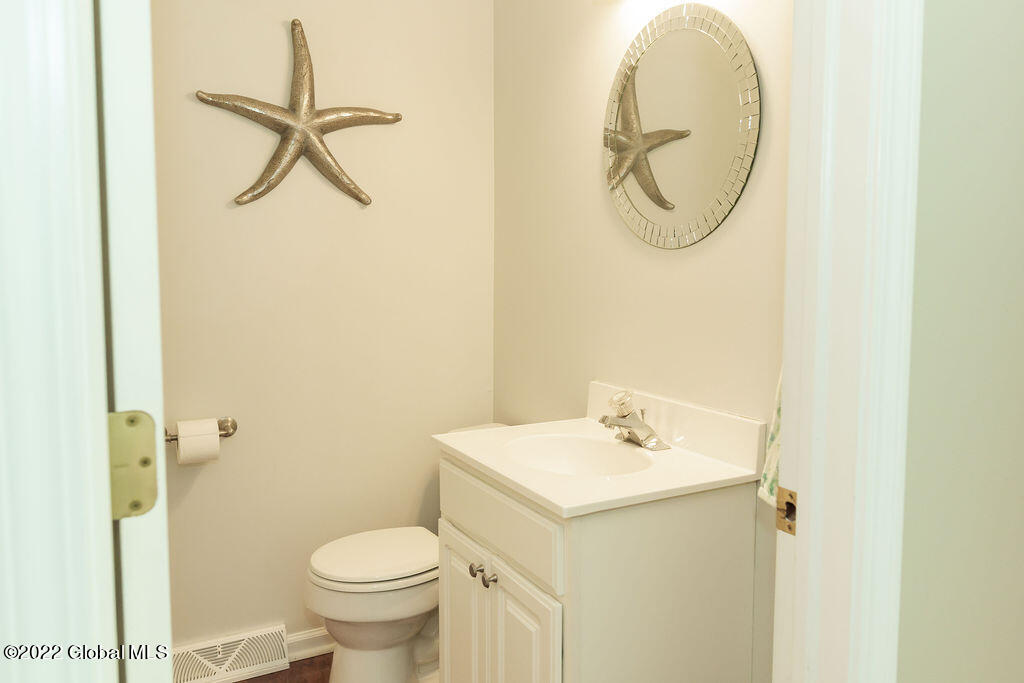 33 Squire Road Schenectady, NY 12304 - Photo 23 of 45 33SquireRd(4of63)