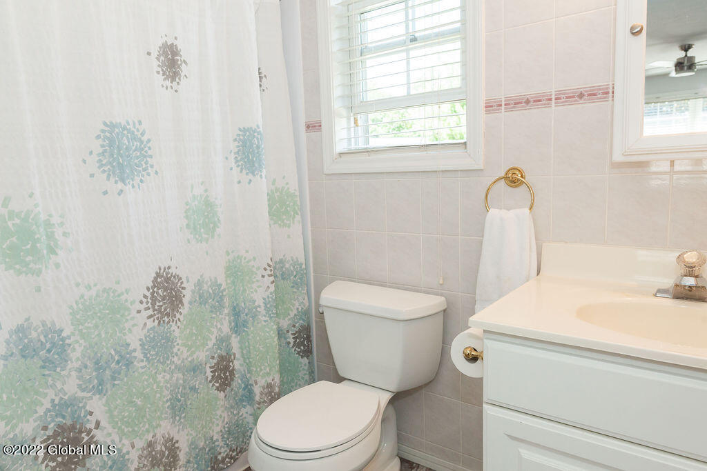 33 Squire Road Schenectady, NY 12304 - Photo 30 of 45 33SquireRd(34of63)