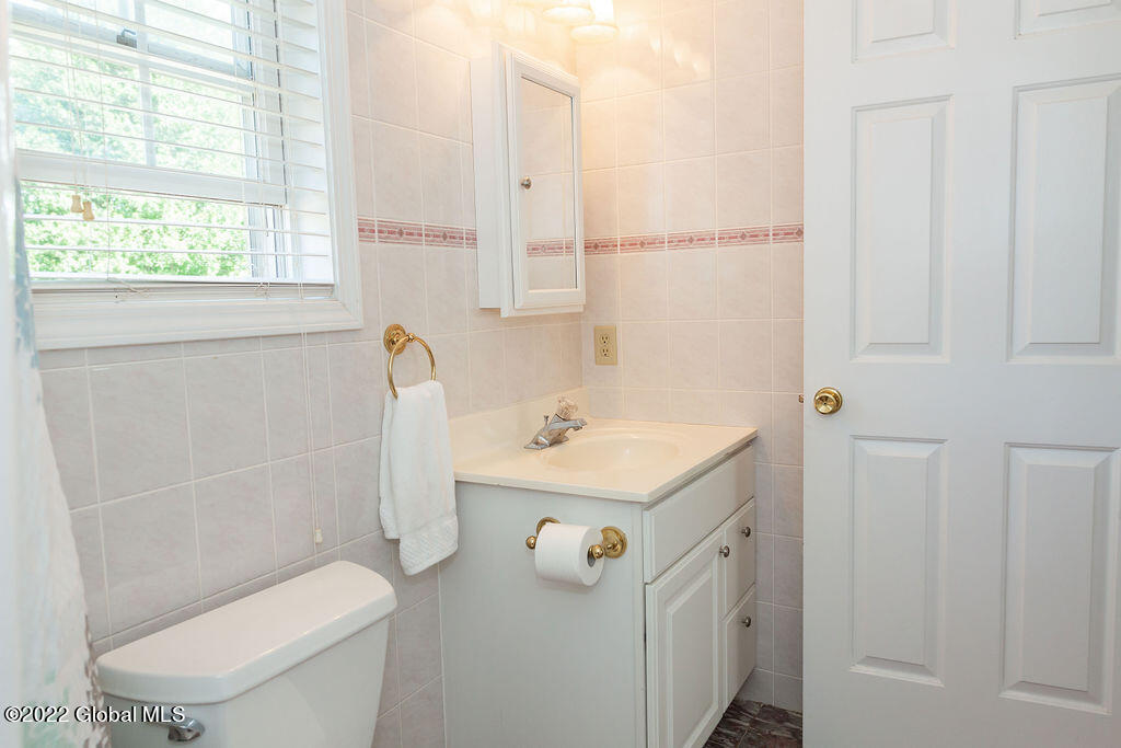 33 Squire Road Schenectady, NY 12304 - Photo 31 of 45 33SquireRd(35of63)