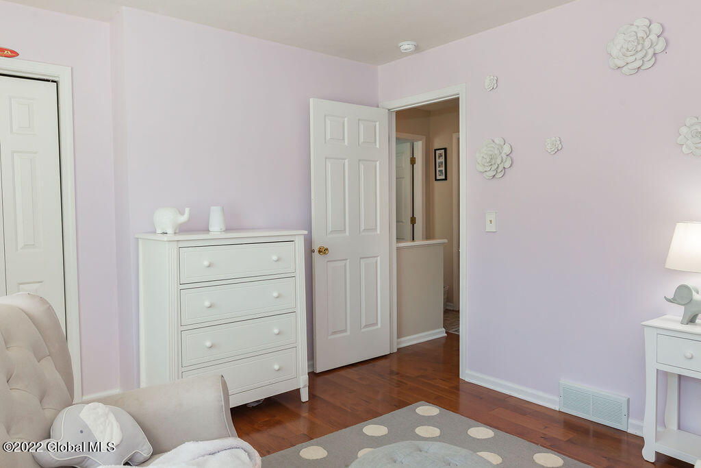 33 Squire Road Schenectady, NY 12304 - Photo 33 of 45 33SquireRd(37of63)
