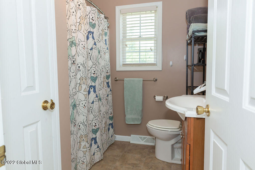 33 Squire Road Schenectady, NY 12304 - Photo 38 of 45 33SquireRd(45of63)