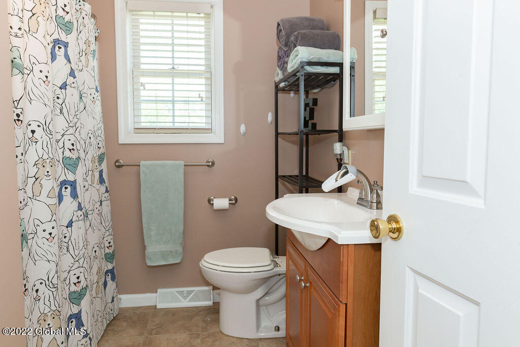 33 Squire Road Schenectady, NY 12304 - Photo 39 of 45 33SquireRd(46of63)